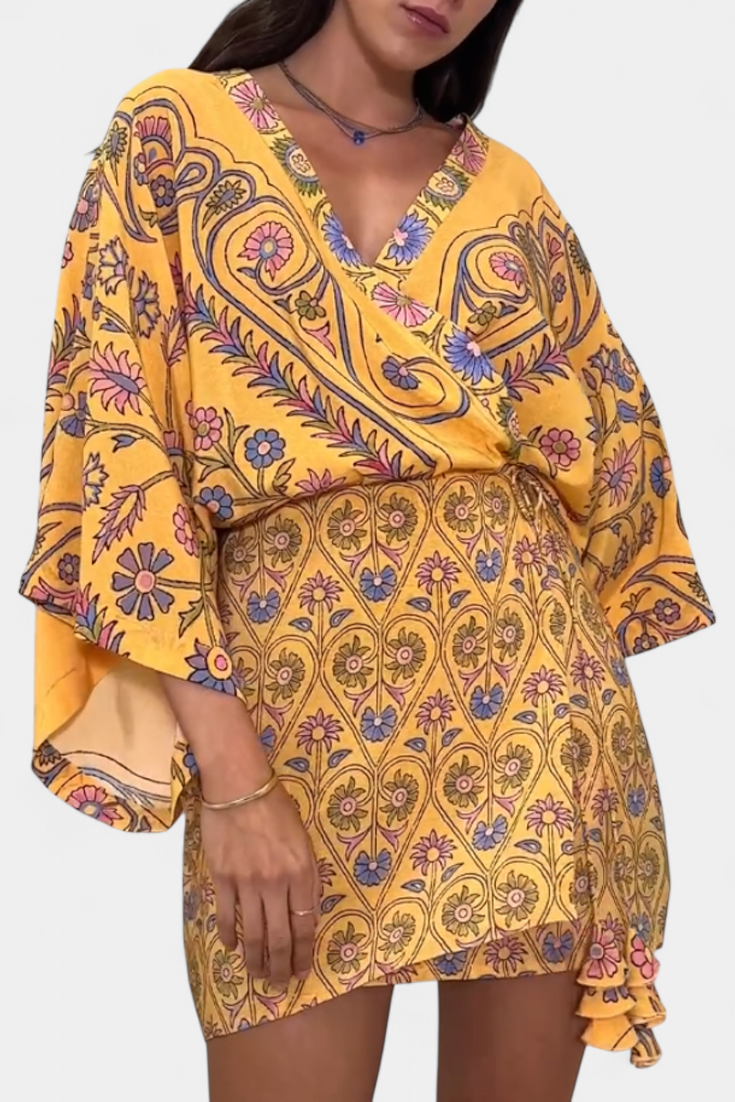 Candela - Vestido Boho con Estampado Floral y Escote en V Cruzado