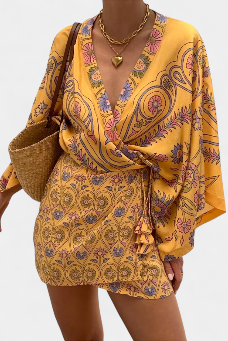 Candela - Vestido Boho con Estampado Floral y Escote en V Cruzado