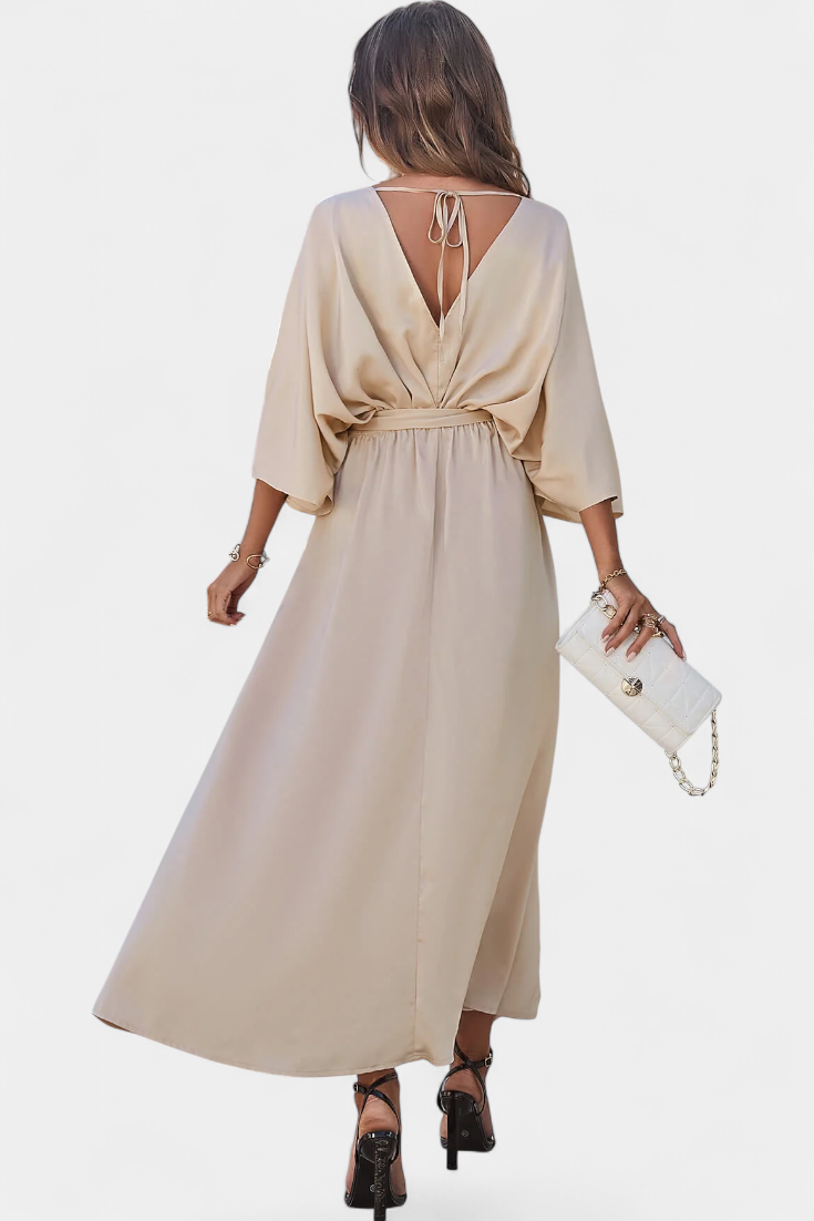 Milly - Vestido Elegante con Abertura y Lazo